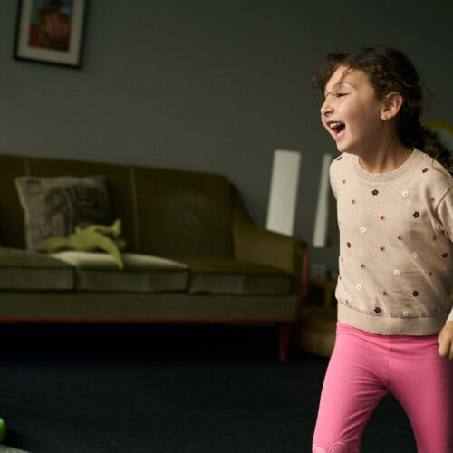 Stärk våldsutsatta barns och vuxnas rättigheter i skyddat boende